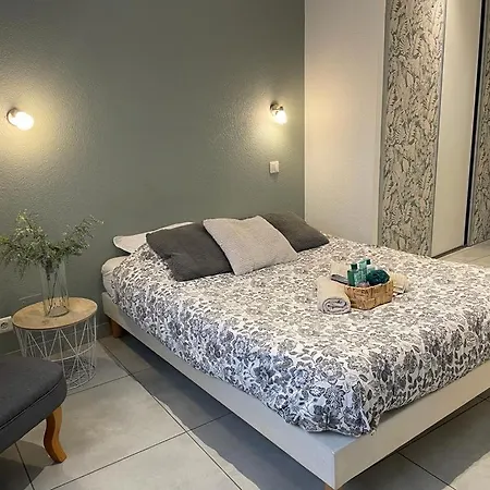 Le Joli T2 - Agreable - Parking Apartment